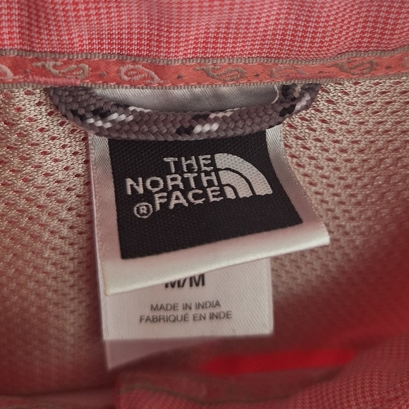 The North Face Women's Shirt Short Eleeve Size M - Picture 4 of 8